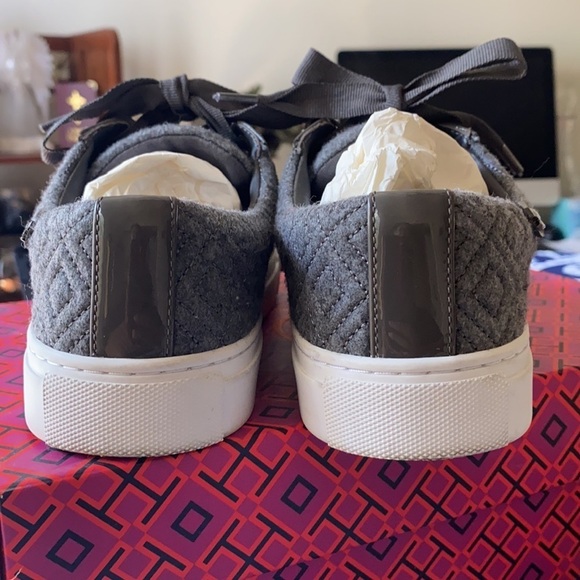 Tory Burch Marion Quilted Lace-Up SNEAKER - Picture 4 of 6